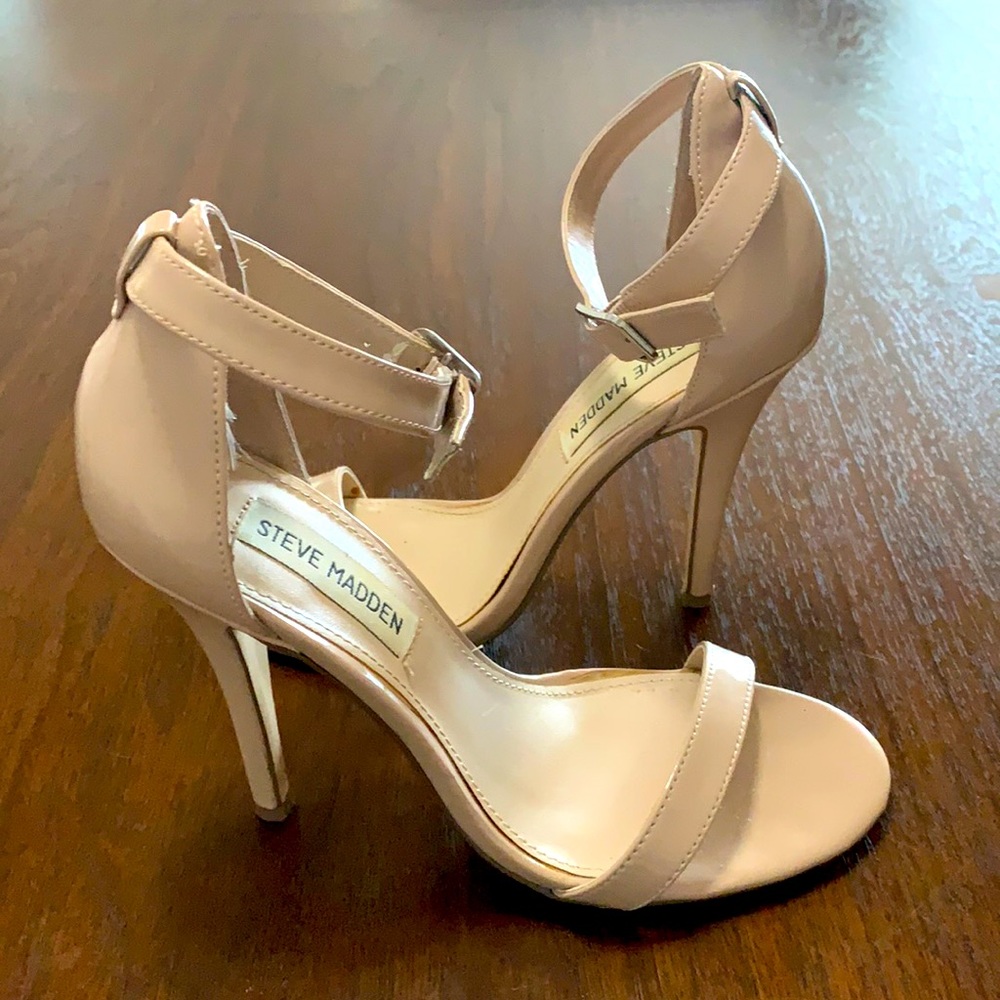 Steve Madden Real Love nude patent leather heels